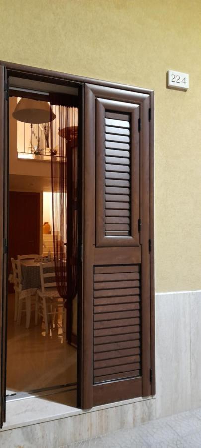 Via Roma 224 Hotel Polignano a Mare Buitenkant foto